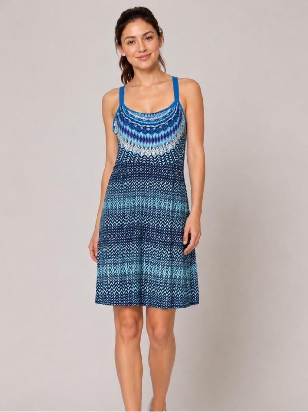 prAna dress XL Athletic dress blue hiking active wear beachy Built in bra EUC